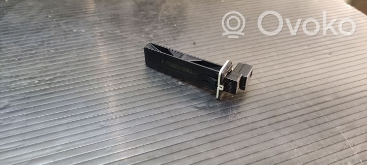 BMW 4 F32 F33 Salona temperatūras sensors 9238085