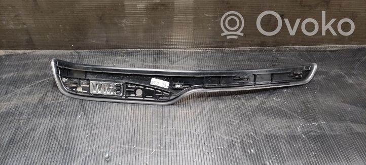 BMW 3 E90 E91 Side skirt rear trim 7060286