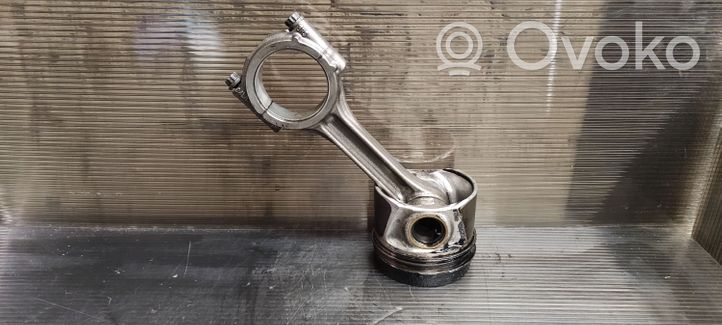 Volkswagen Tiguan Piston with connecting rod 