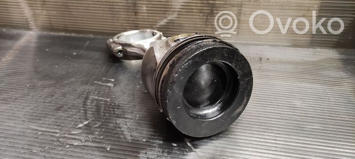 Volkswagen Tiguan Piston with connecting rod 