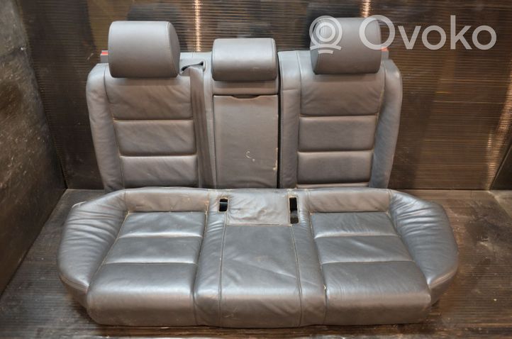 Audi A6 S6 C6 4F Rear seat 