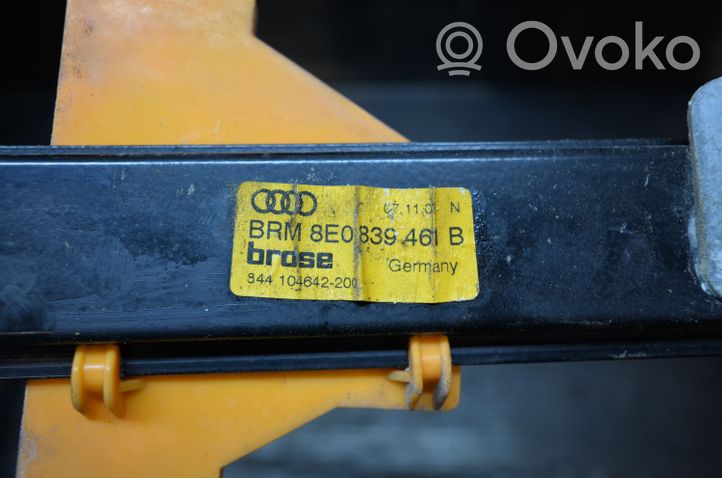 Audi A4 S4 B6 8E 8H Mécanisme manuel vitre arrière 8E0839461