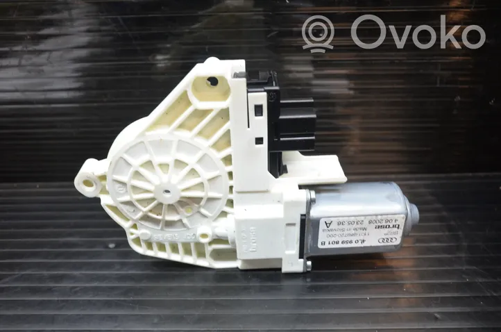 Audi Q7 4L Silniczek podnoszenia szyby drzwi tylnych 4L0959801