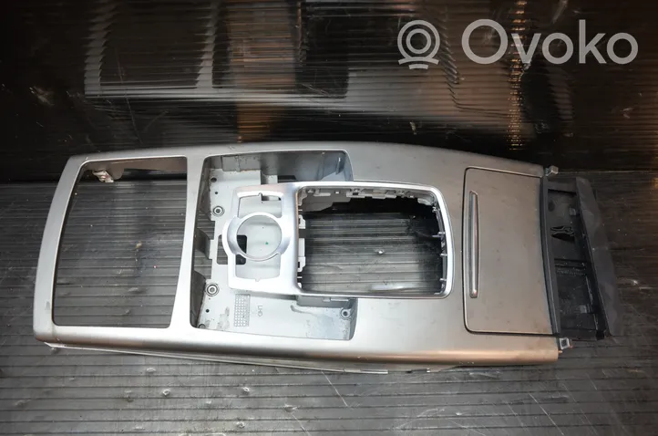Audi A6 Allroad C6 Rivestimento in plastica cornice della leva del cambio 4F1864261