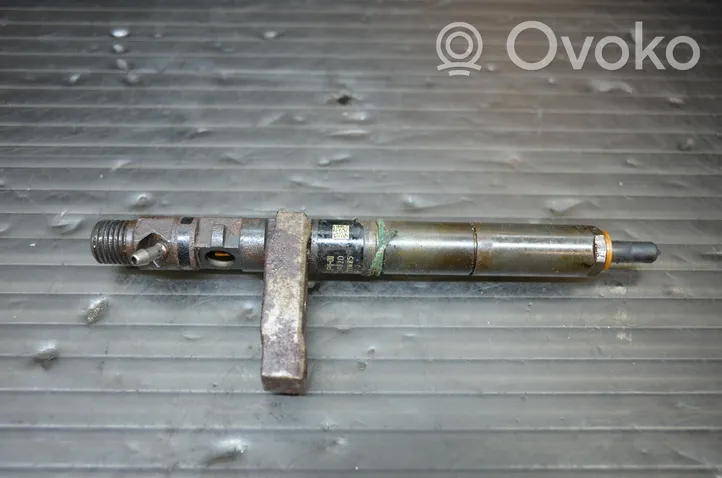 KIA Carnival Injecteur de carburant 338004X400