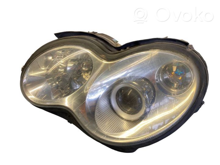 Mercedes-Benz C W203 Phare frontale A2038260191