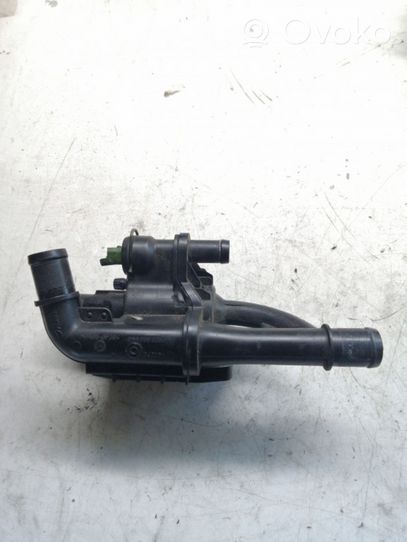 Peugeot 307 Boîtier de thermostat / thermostat 9660660380