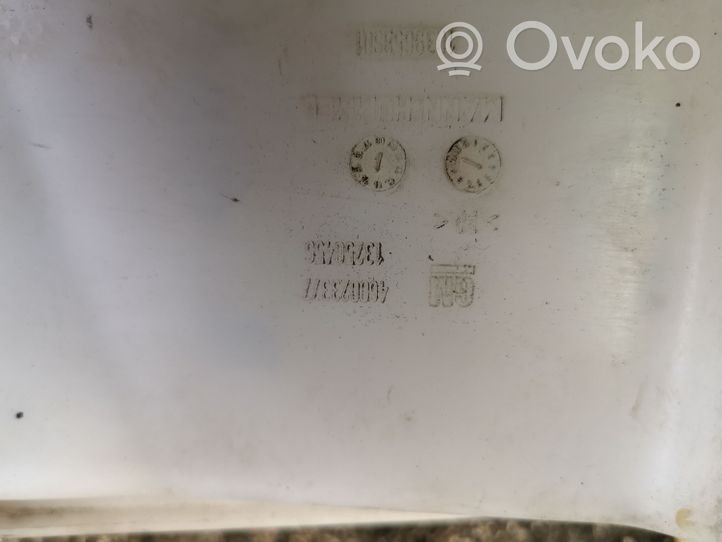 Opel Meriva B Zbiornik płynu do spryskiwaczy szyby przedniej / czołowej 460023377