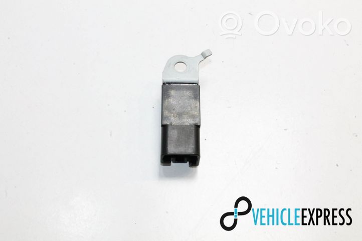 Toyota Avensis T270 Filtras antenos 9098004179