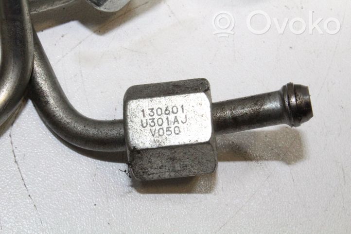 Audi A5 8T 8F Tuyau d'alimentation d'injecteur de carburant 