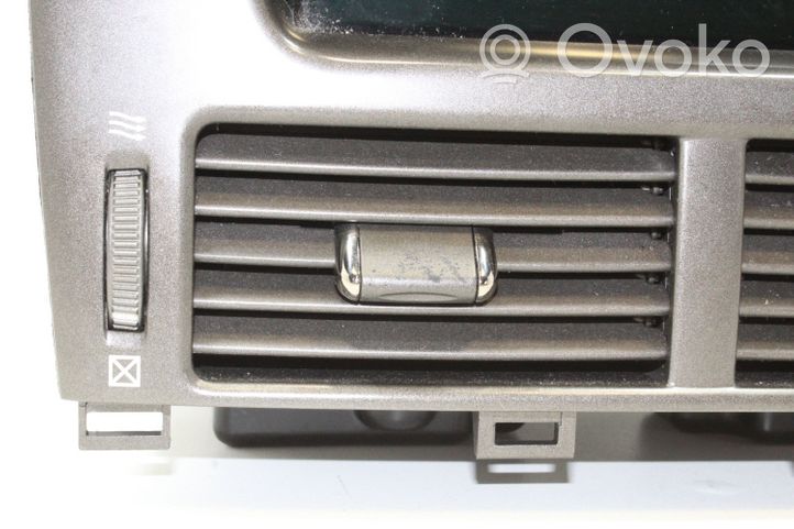 Lexus LS 430 Monitori/näyttö/pieni näyttö 8611150140