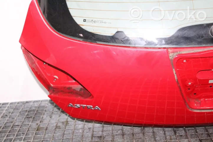 Opel Astra J Tylna klapa bagażnika 