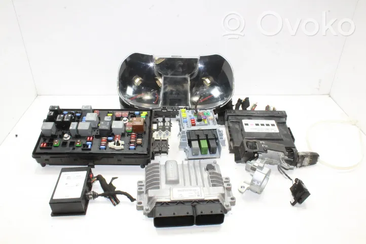 Chevrolet Orlando Kit centralina motore ECU e serratura 25184305