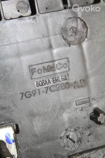 Ford Mondeo MK IV Vassoio scatola della batteria 7G917C280AB