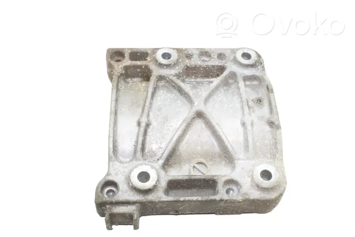 Honda CR-V Support de compresseur de clim 38930RL0G00