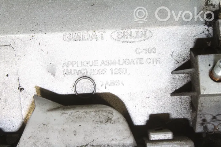 Chevrolet Captiva Listwa oświetlenie tylnej tablicy rejestracyjnej 20921280