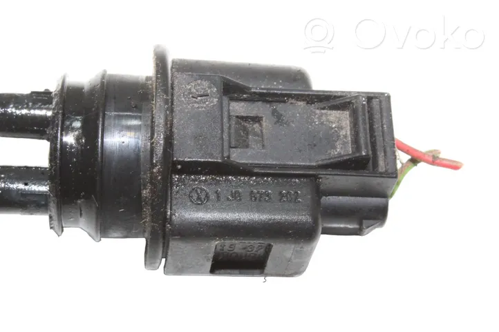 Audi A5 8T 8F Capteur de niveau de liquide lave-glace 1J0973202