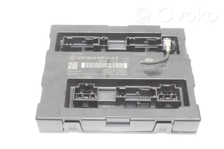 Audi A5 8T 8F Komputer / Sterownik ECU i komplet kluczy 8T0907115A