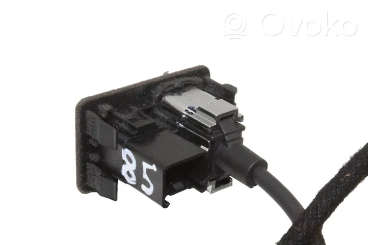 Ford Mondeo MK IV Câble adaptateur AUX CS7T14D202CB