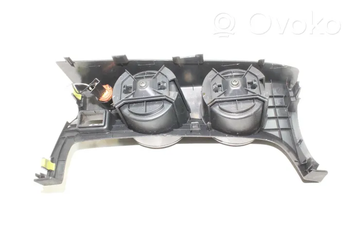 Toyota Verso Mukiteline 107624A0