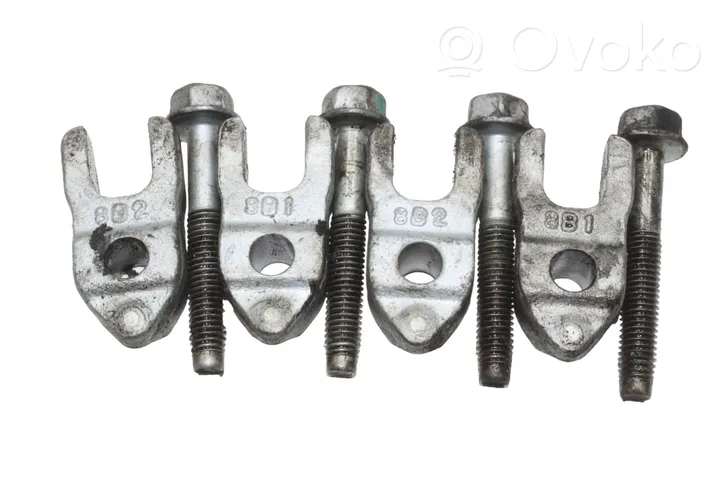 Chevrolet Captiva Support de pince d'injecteur de carburant 