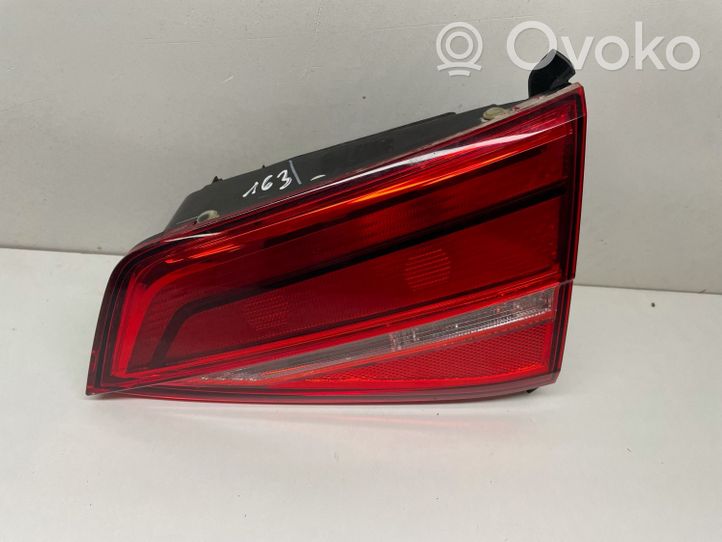 Volkswagen Jetta VI Tailgate rear/tail lights 5C6945094H