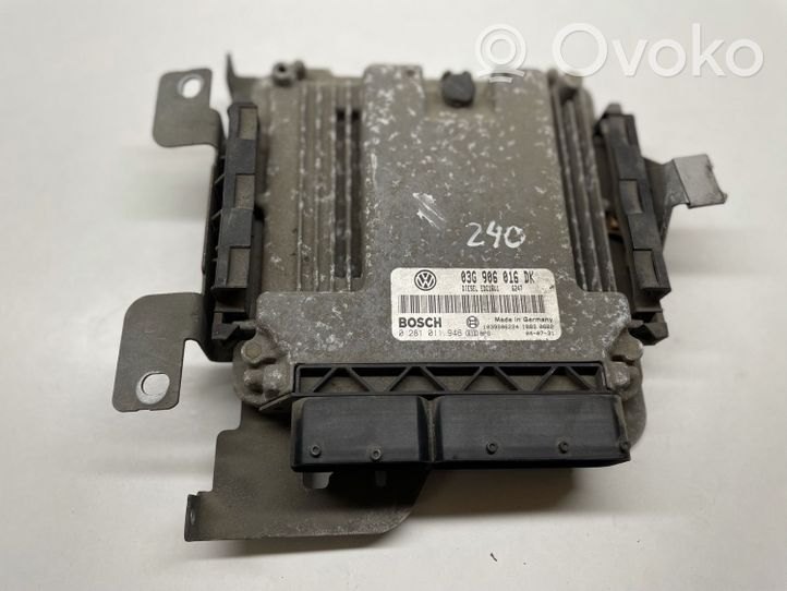 Volkswagen Touran I Sterownik / Moduł ECU 0281011946