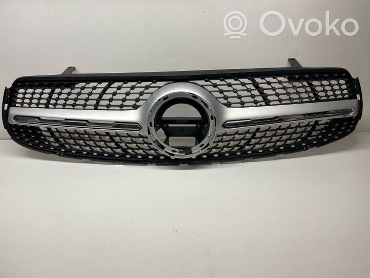 Mercedes-Benz GLC X253 C253 Grille calandre supérieure de pare-chocs avant A2538886600