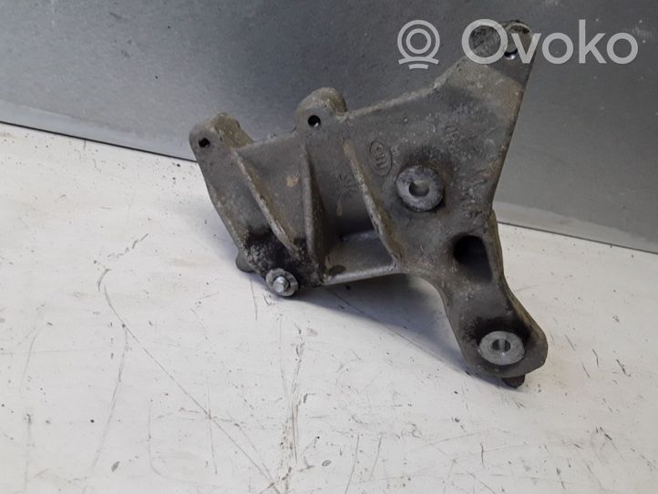 Volvo S40 EGR valve cooler bracket 