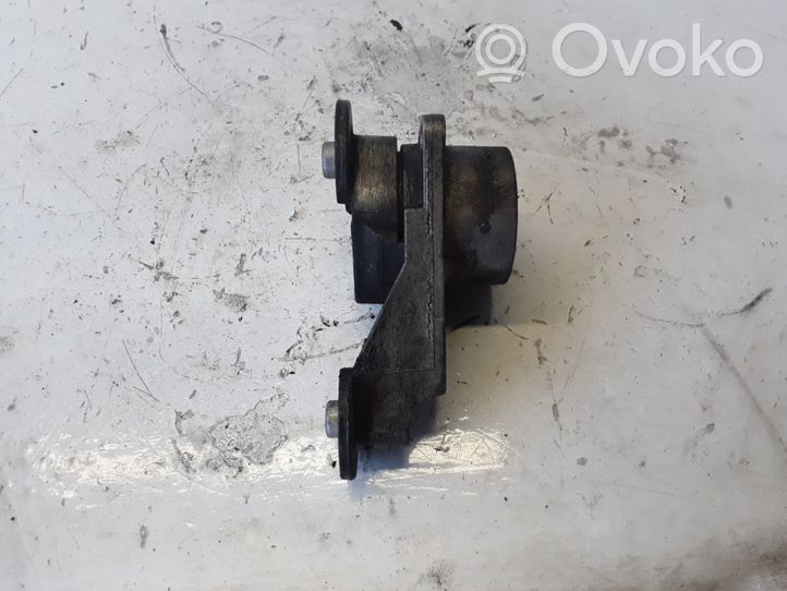 Volvo XC70 Generator/alternator belt tensioner 