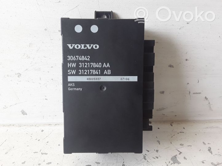 Volvo V70 Centralina/modulo portellone/bagagliaio 30674842