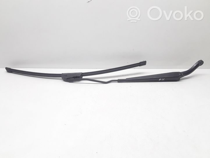 Volvo S60 Windshield/front glass wiper blade 8624266