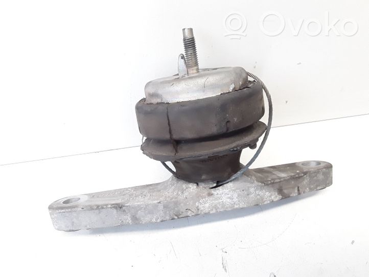 Volvo C70 Supporto di montaggio del motore 30778953