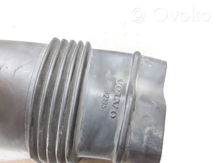 Volvo V70 Tube d'admission d'air 30792195