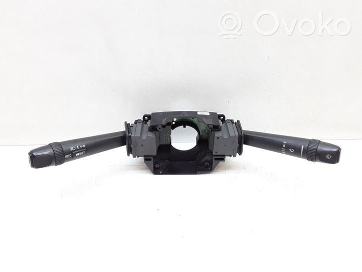 Volvo S60 Leva/interruttore dell’indicatore di direzione e tergicristallo 30658654