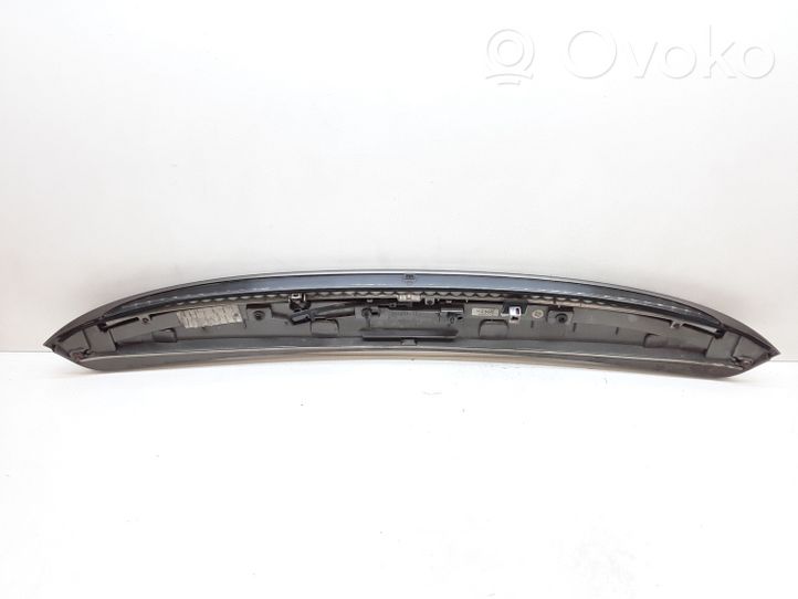 Mercedes-Benz E W211 Luce d’arresto centrale/supplementare A2117900388