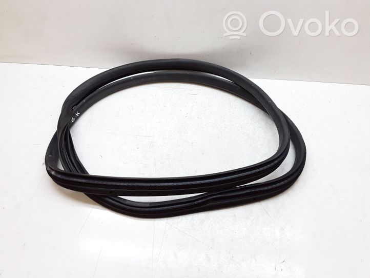 Volvo XC60 Rear door rubber seal (on body) 