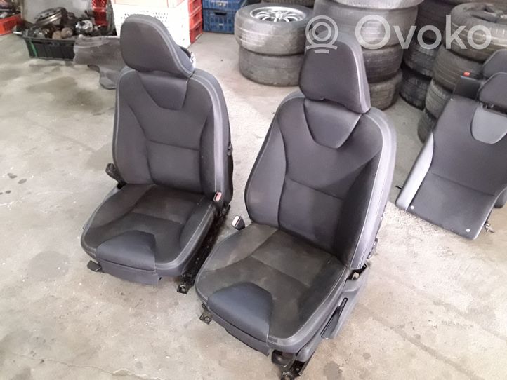 Volvo XC60 Sedile anteriore del conducente 