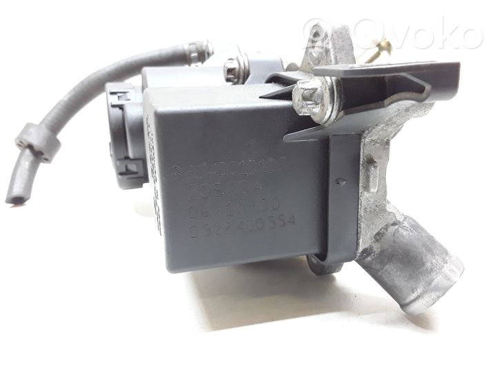 Mercedes-Benz A W169 Separatore dello sfiato dell’olio A6400101062