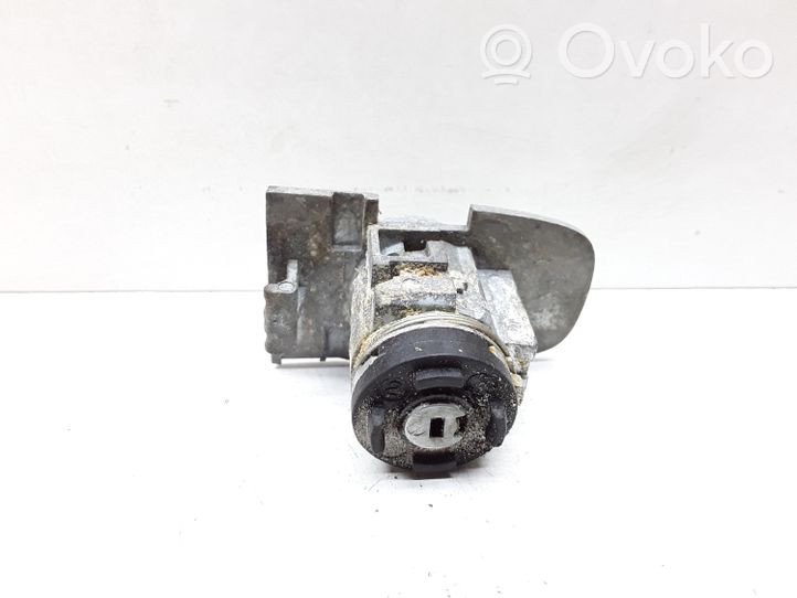 Volvo V60 Serratura portiera anteriore (vicino alla maniglia) 31276333