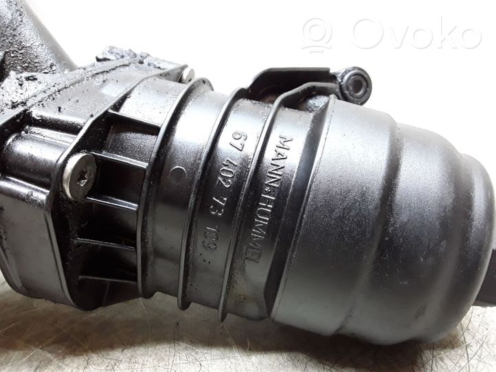 Volvo XC60 Supporto di montaggio del filtro dell’olio 30757730