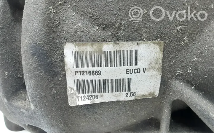 Volvo XC60 Takatasauspyörästö P1216669