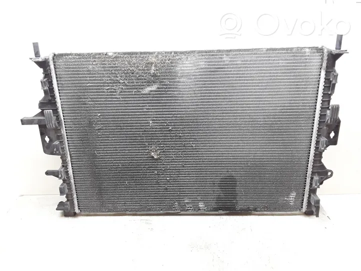 Volvo V40 Radiatore di raffreddamento 31319064