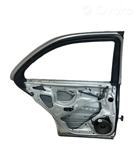 Mercedes-Benz S W220 Rear door 