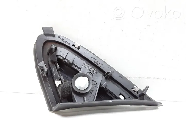 Volvo V40 Moulures des vitres de la porte avant 31349230