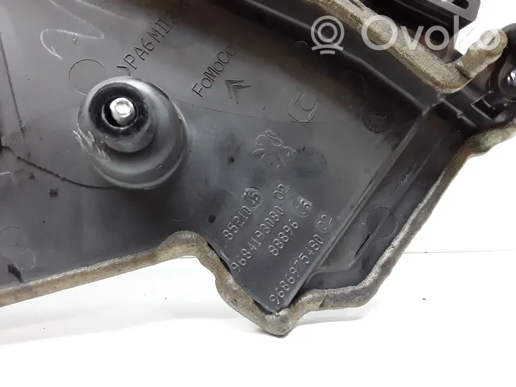 Volvo V40 Cache carter courroie de distribution 9684193080