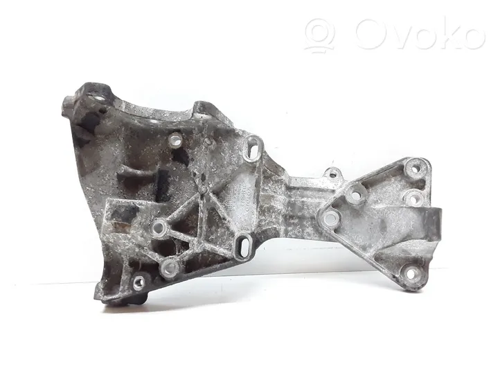 Volvo XC60 Generator/alternator bracket 31316673