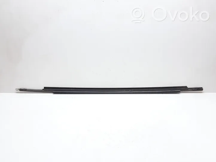 Volvo XC90 Etuoven lasin muotolista 30634902