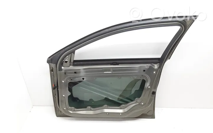 Volvo V70 Front door 