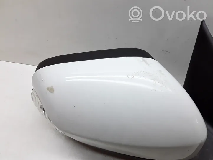 Volvo XC70 Front door electric wing mirror 